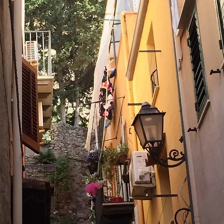 Casa Emanuele Cefalu